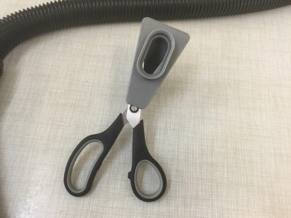 Rendered front view of the Hair Cutter adaptor